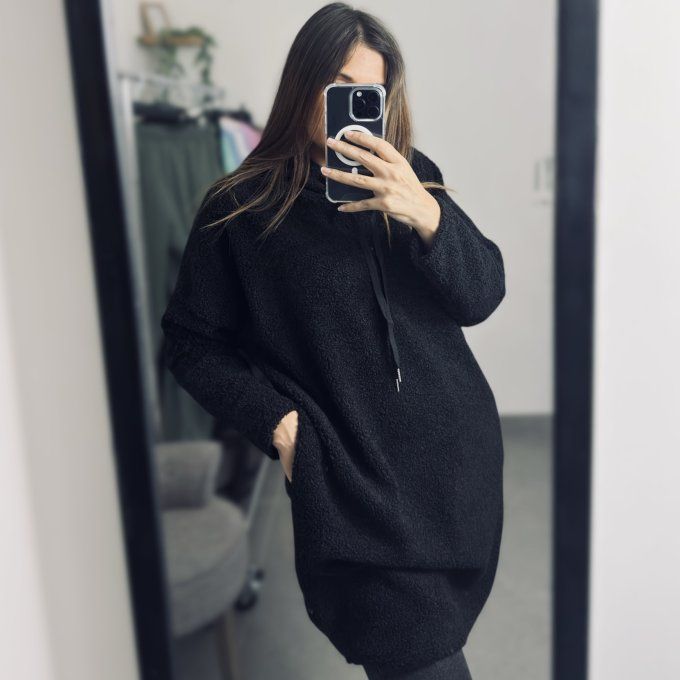 Robe oversize Modèle Rym