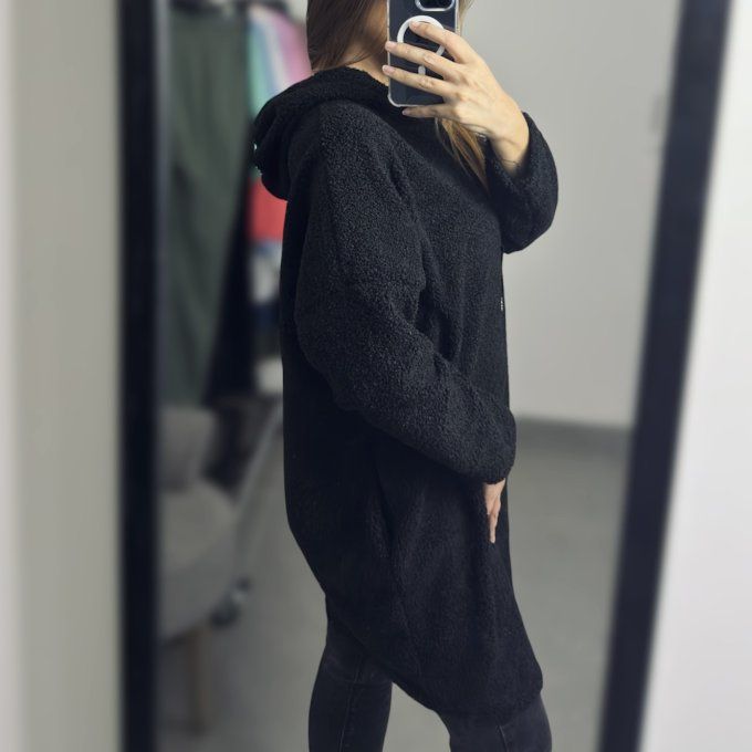 Robe oversize Modèle Rym